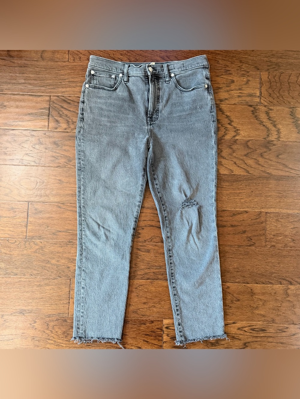 Madewell Women’s The Perfect Vintage Jean Cosner Wash Gray Knee Rip Edition 32